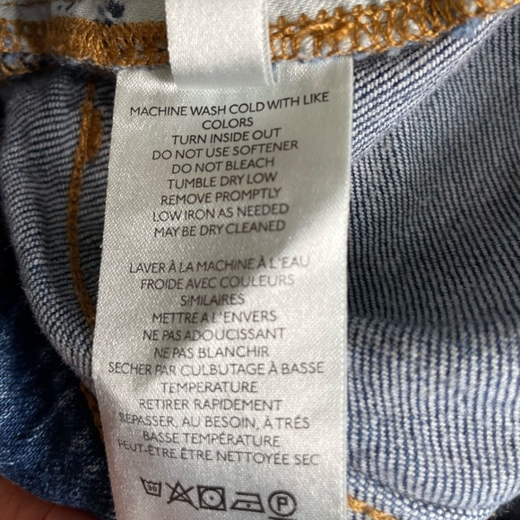 Pilcro Slim Boyfriend Mid-Rise Distressed Blue Denim Jeans in Size 28 - Picture 12 of 12